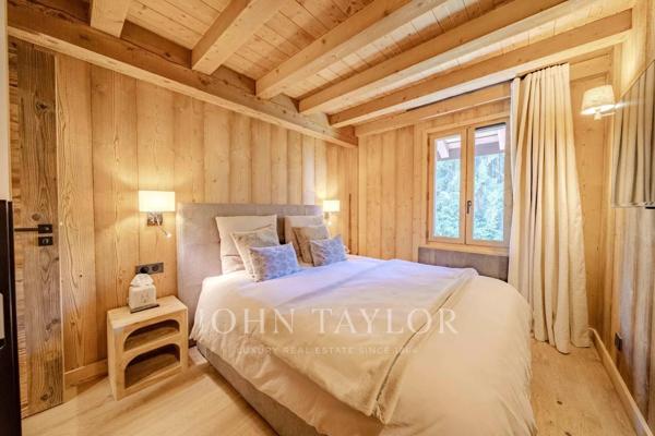 APPARTEMENT EN DUPLEX - MONT D'ARBOIS