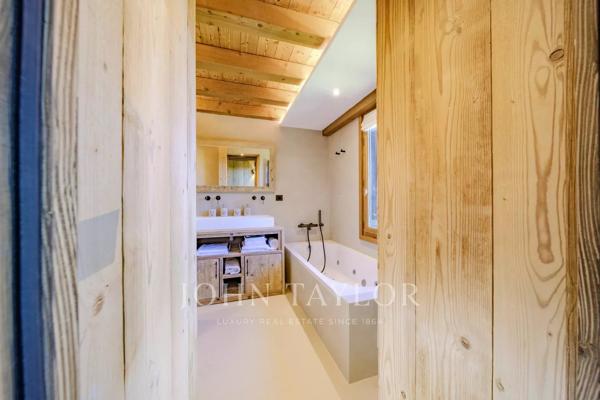 APPARTEMENT EN DUPLEX - MONT D'ARBOIS