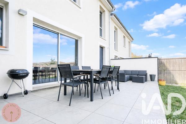 Maison à vendre 6 pièces 114 m² Châtel-Saint-Germain