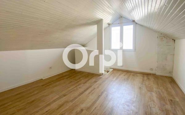 Maison à vendre    3 pièces •  Saumur