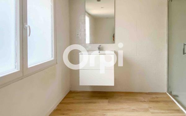 Maison à vendre    3 pièces •  Saumur