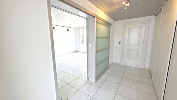 Maison de centre bourg de plain pied 2 chambres et jardin Donges 4 pièce(s) 87 m2