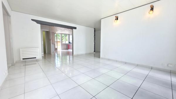 Maison de centre bourg de plain pied 2 chambres et jardin Donges 4 pièce(s) 87 m2