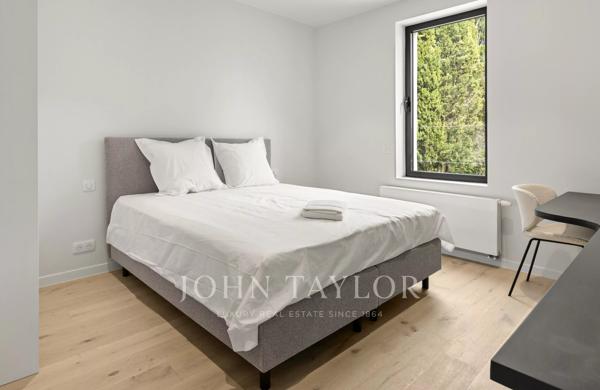 Villa avec 4 chambres + bureau à louer à Mougins