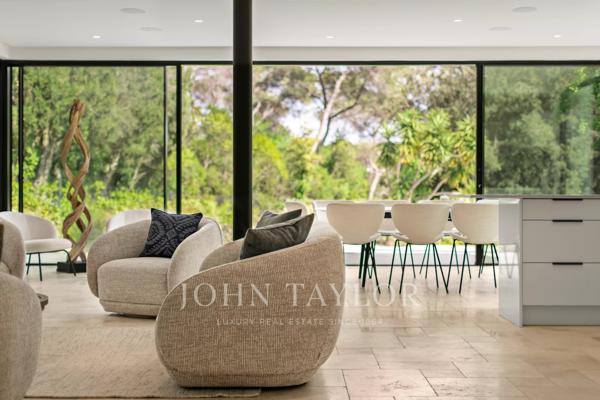 Villa avec 4 chambres + bureau à louer à Mougins
