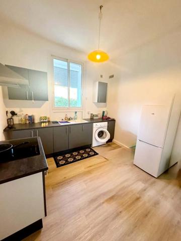 Appartement Istres 2 pièce(s) Avec Terrasse et JARDIN