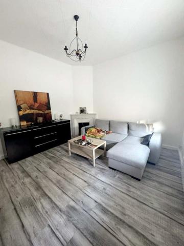 Appartement Istres 2 pièce(s) Avec Terrasse et JARDIN