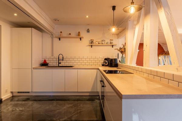 Triplex de caractère avec balcon en centre ville