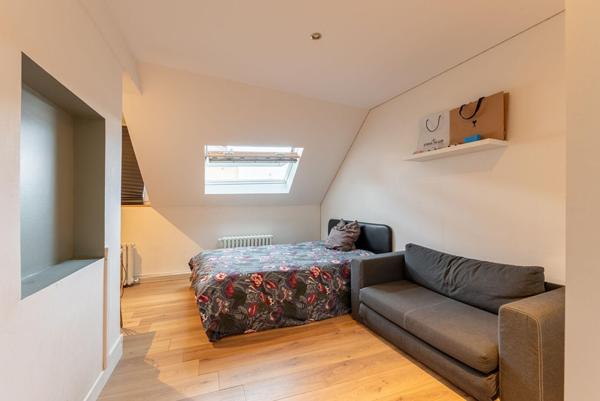 Triplex de caractère avec balcon en centre ville