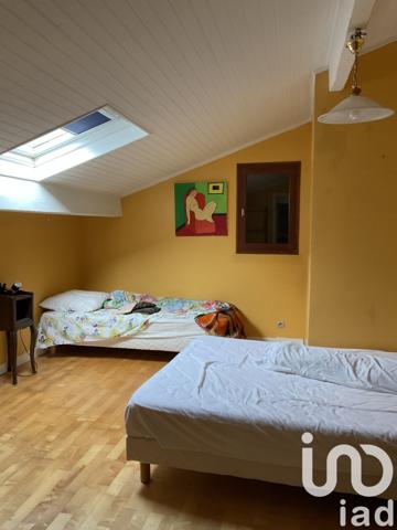 Maison à vendre 8 pièces 226 m² Saint-Loubès