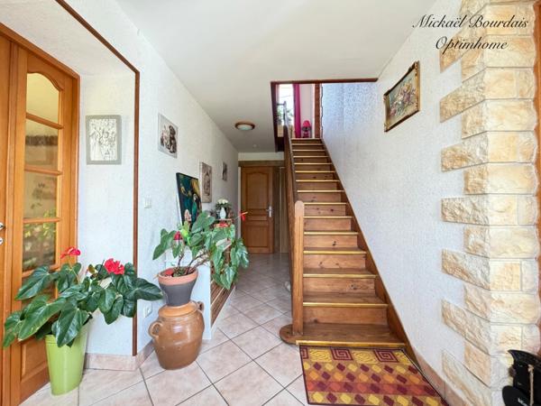 🏡 Maison familiale de caractère 190 m2 – 5 chambres – Environnement calme – Proche centre de La Flèche