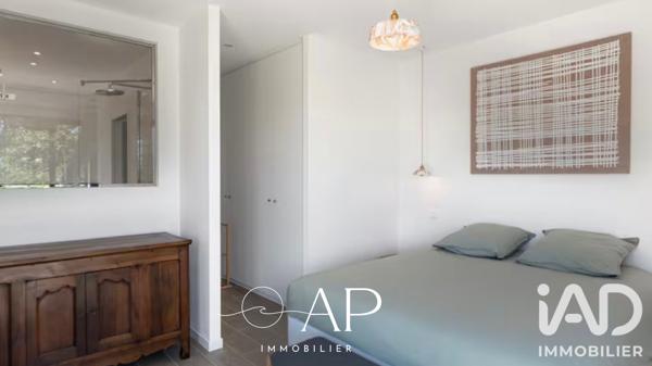Location maison 7 pièces 182 m² Carqueiranne