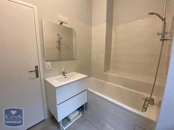 Appartement à louer 3 pièces 65.16m²