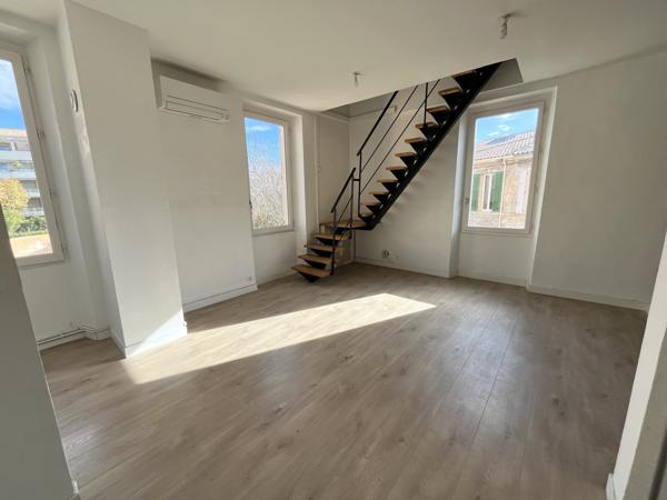 Marseille (13008) 8ème BORELY- Plages T2 Duplex rénové dans Bastide