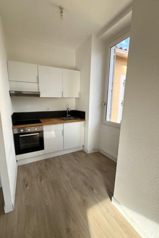 Marseille (13008) 8ème BORELY- Plages T2 Duplex rénové dans Bastide