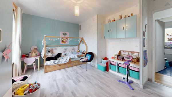 Maison Jouy Le Moutier 7 pièce(s) 130 m2