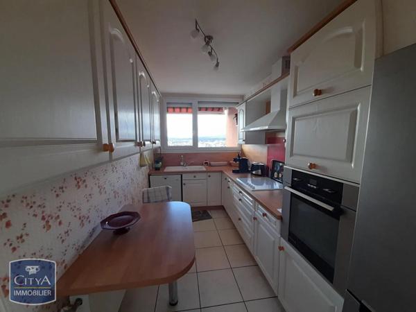 Appartement à louer 3 pièces 84.05m²