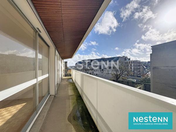 APPARTEMENT QUARTIER DUGUESCLIN DE STANDING 4 CHAMBRES AVEC DOUBLE BALCONS GARAGE