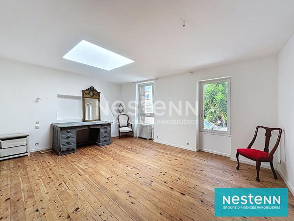 MAISON DE VILLE 4 CHAMBRES AVEC JARDIN CLOS QUARTIER SAINT MICHEL