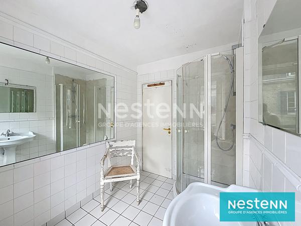 MAISON DE VILLE 4 CHAMBRES AVEC JARDIN CLOS QUARTIER SAINT MICHEL