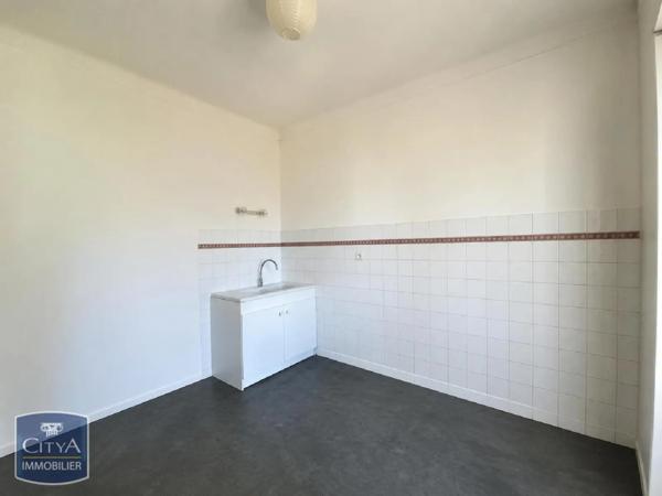Appartement à louer 3 pièces 45.28m² Carpentras (84200)