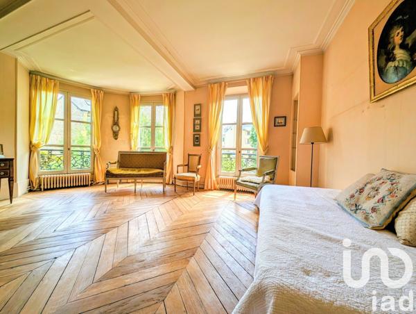 Appartement 7 pièces de 170 m² à Versailles (78000)