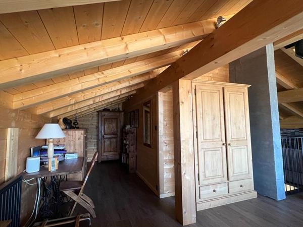 Maison Sallanches 7 pièce(s) 205 m2