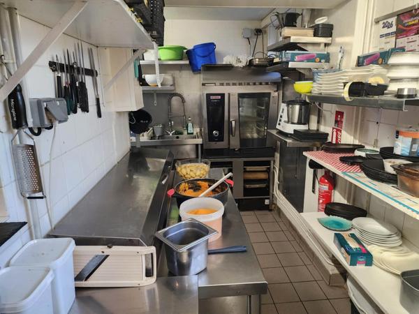 🍽️ À VENDRE – RESTAURANT BISTRONOMIQUE – PORT DE REDON – EMPLACEMENT N°1