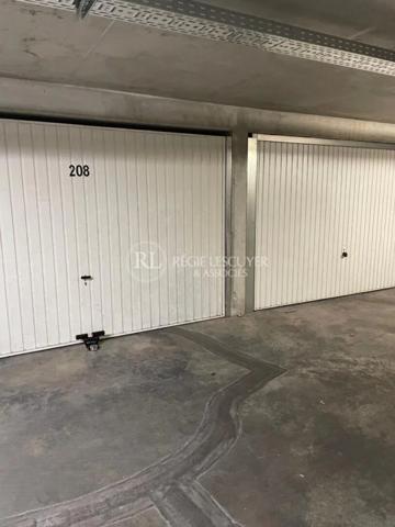 Parking / Box à louer à Lyon (69003)