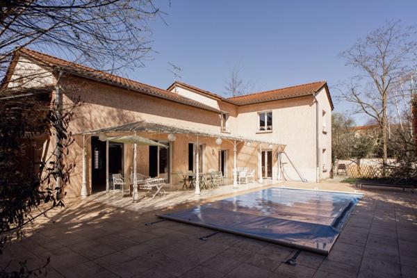 Maison à vendre 8 pièces CHARNAY LES MACON (71)