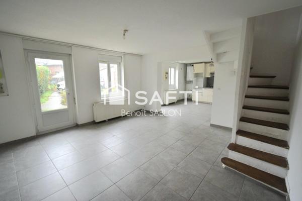 Maison 3 chambres, jardin, parkings et dépendance