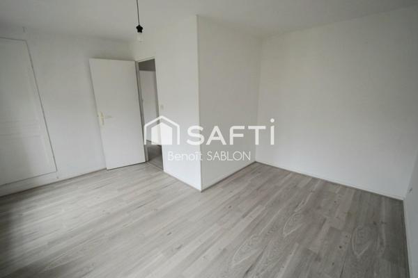 Maison 3 chambres, jardin, parkings et dépendance