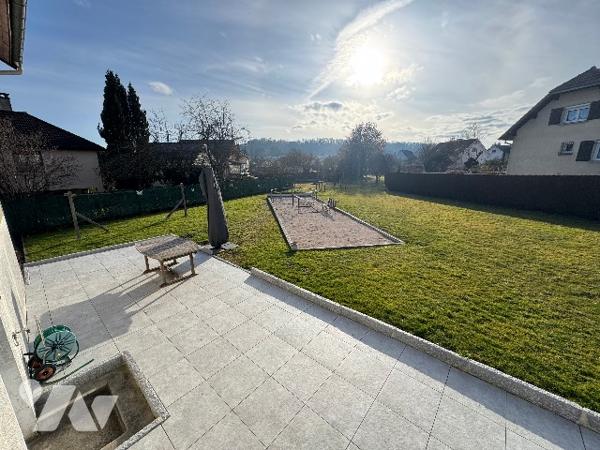 MAISON RENOVEE 92 M2 VIEUX-CHARMONT AVEC TERRAIN DE 14 ARES