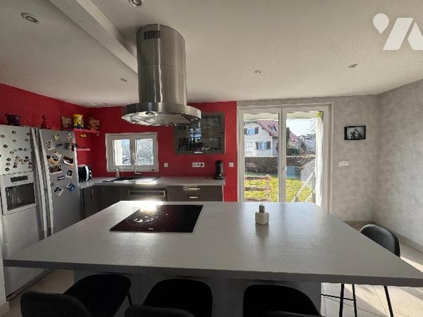 MAISON RENOVEE 92 M2 VIEUX-CHARMONT AVEC TERRAIN DE 14 ARES