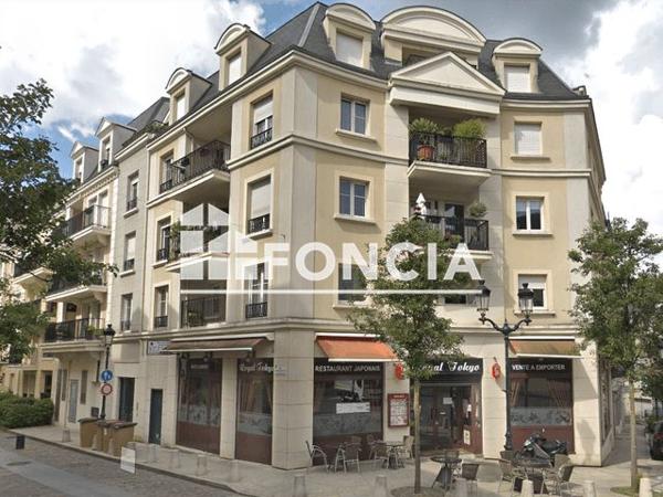 Location Appartement 3 pièces 72.4 m² - Le Plessis Robinson 92350