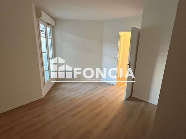 Location Appartement 3 pièces 72.4 m² - Le Plessis Robinson 92350