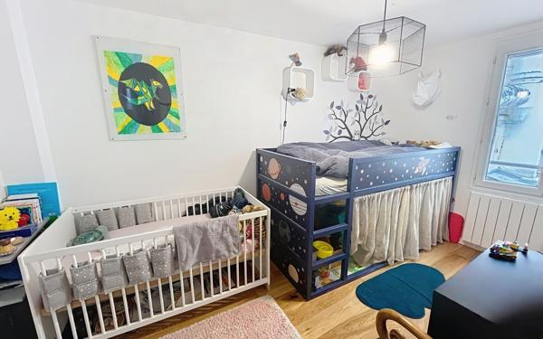 Appartement à vendre    3 pièces • 73 m2 Paris 15