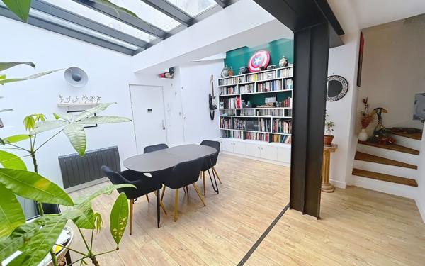 Appartement à vendre    3 pièces • 73 m2 Paris 15