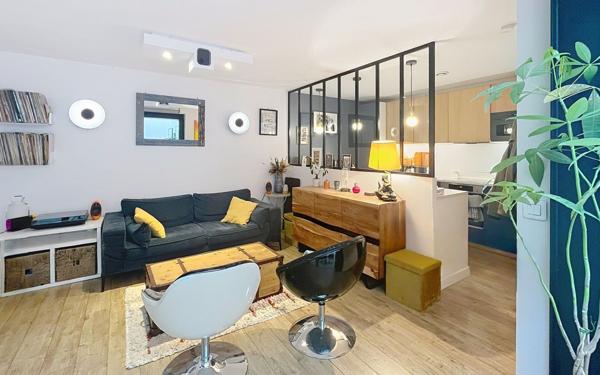 Appartement à vendre    3 pièces • 73 m2 Paris 15