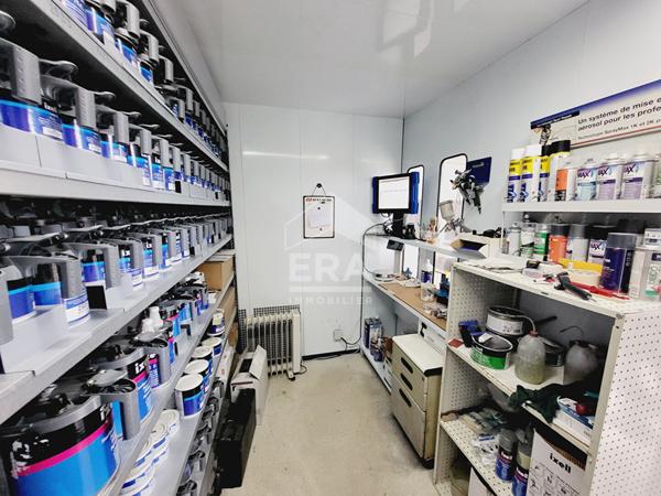 Entrepôt / local industriel + Appartement ZA, Chateau Arnoux 400 m2, parcelle de 1479m².