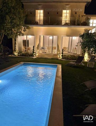 Maison à vendre 5 pièces 279 m² Le Cannet