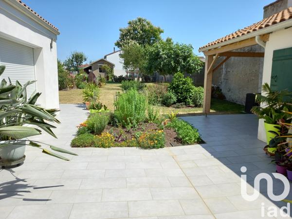 Maison à vendre 9 pièces 230 m² Saujon