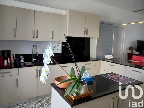 Maison à vendre 9 pièces 230 m² Saujon