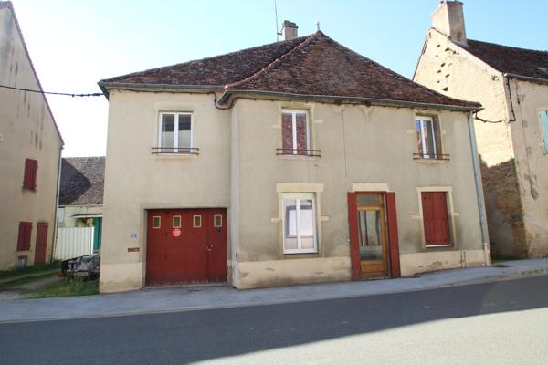 Joncy (71460) Immeuble à vendre