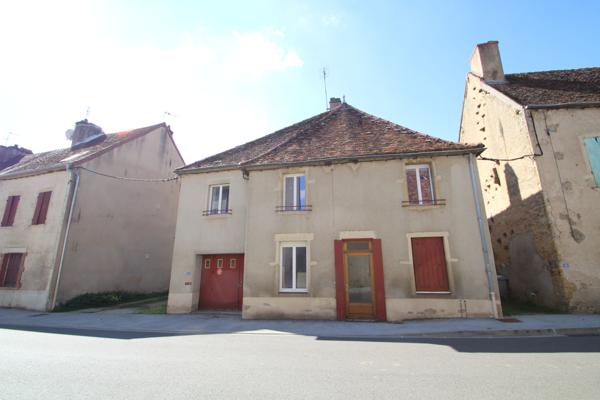 Joncy (71460) Immeuble à vendre