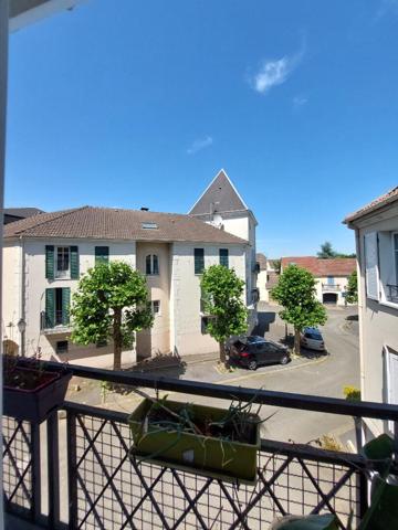 Appartement meublé Courdimanche - 3 pièces - 65.5 m2