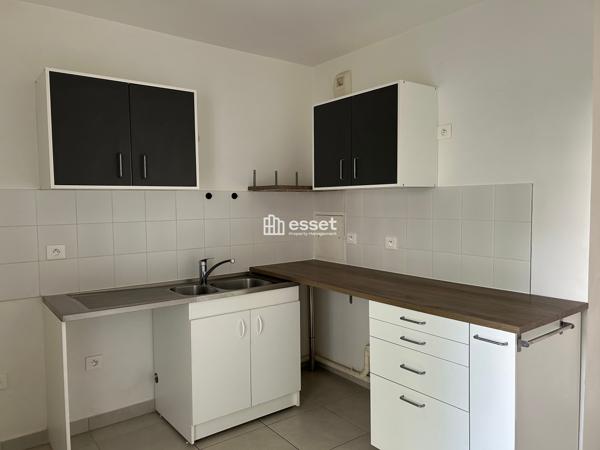 Location Appartement 3 pièces 59.5 m² - Paris 75014
