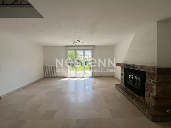 Maison avec fort potentiel et proche gare - QUESTEMBERT