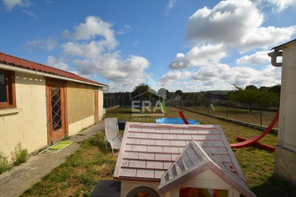 Maison Charmes 5 pièce(s) 93 m2