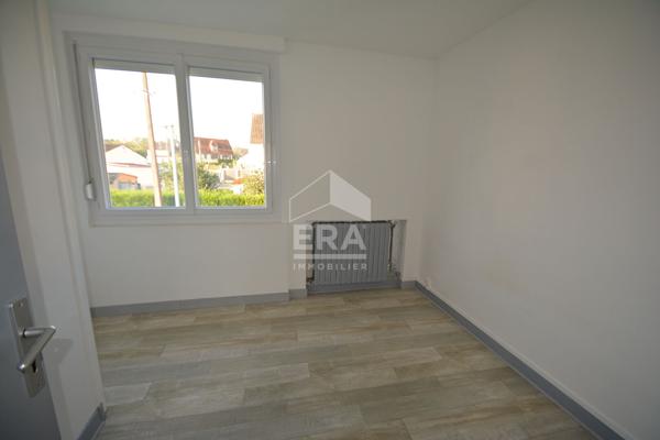 Maison Charmes 5 pièce(s) 93 m2